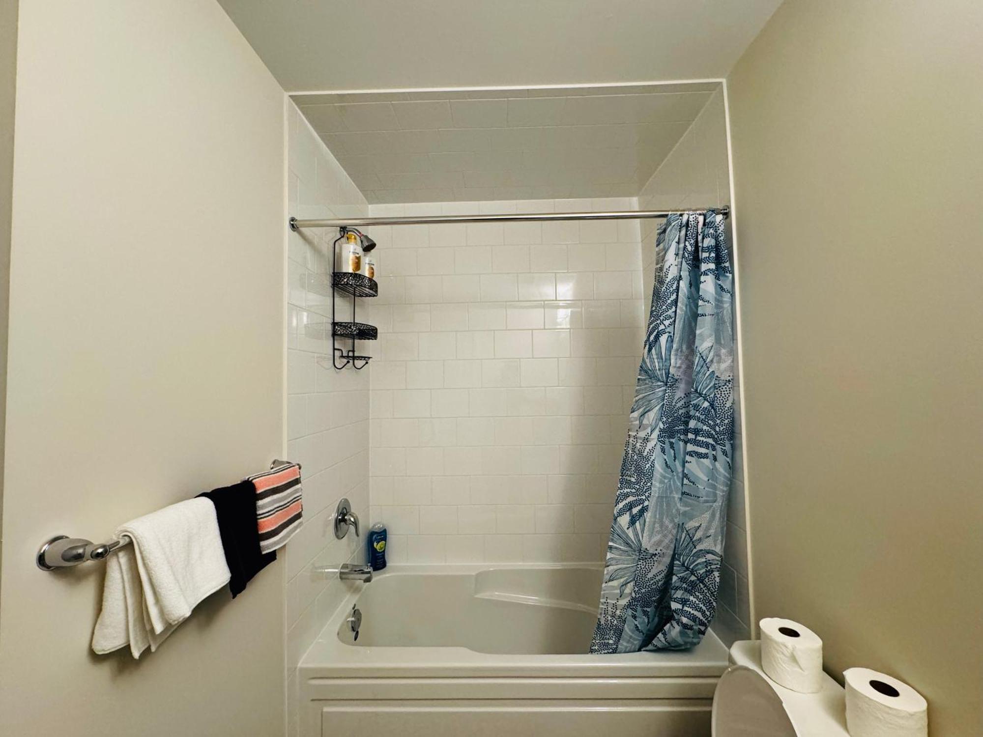 Have Whole House To Yourself Thorold Екстер'єр фото