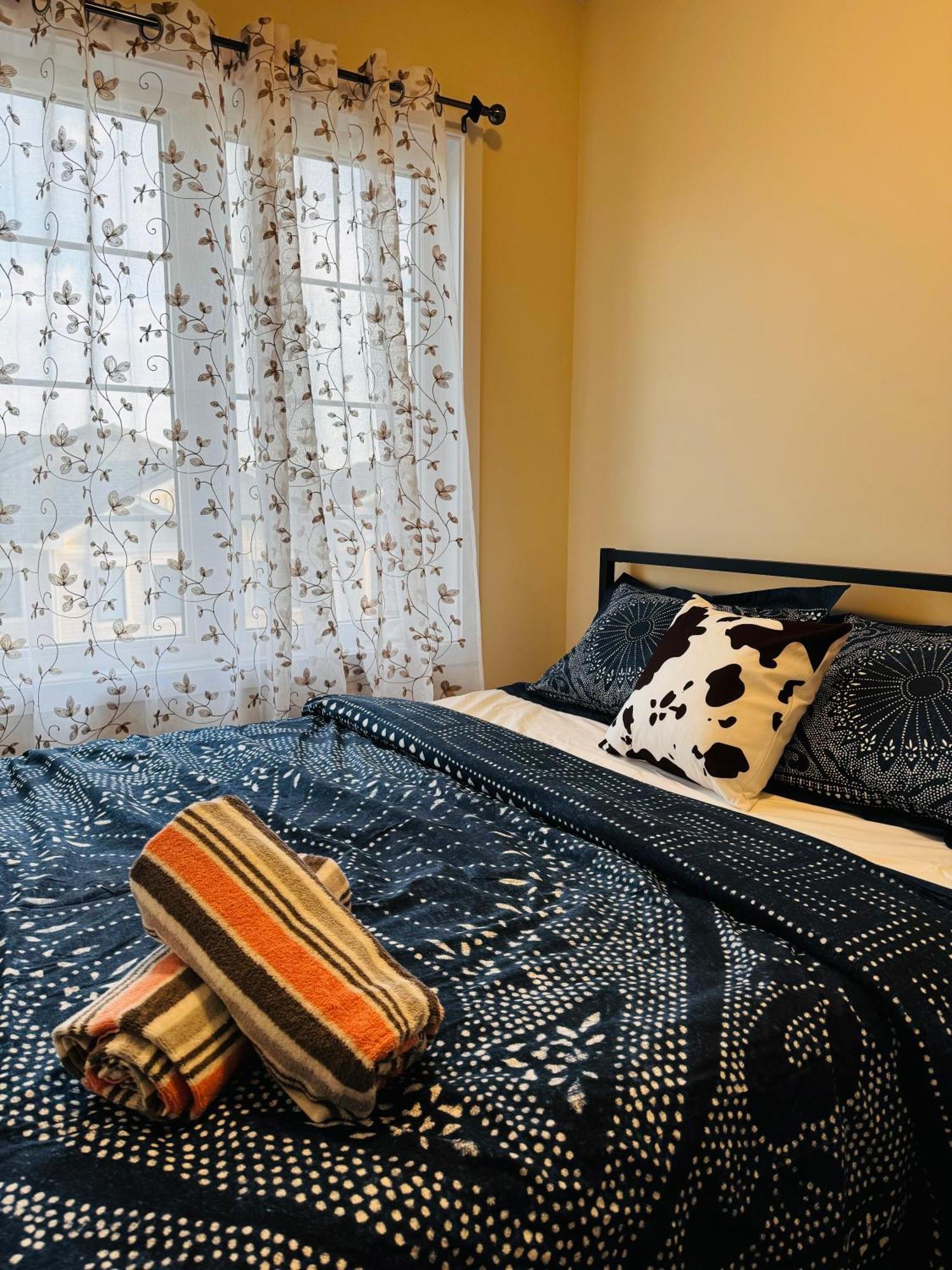 Have Whole House To Yourself Thorold Екстер'єр фото